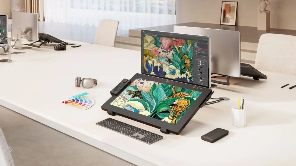 pen-display-24-lifestyle.jpg