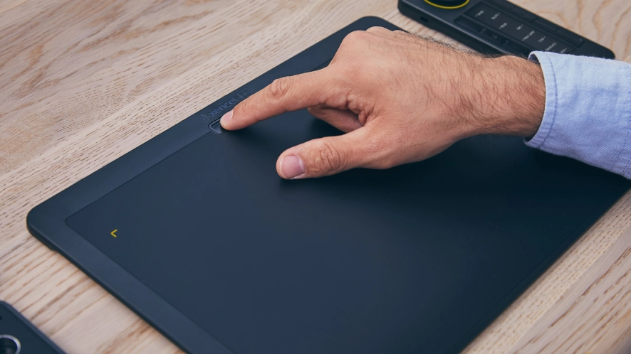 how to clean drawing tablet