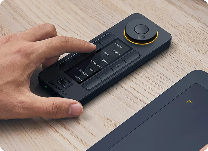 xencelabs Quick Keys （クイック キーズ 左手デバイス） Quick Keys with OLED Display | Xencelabs Official Store